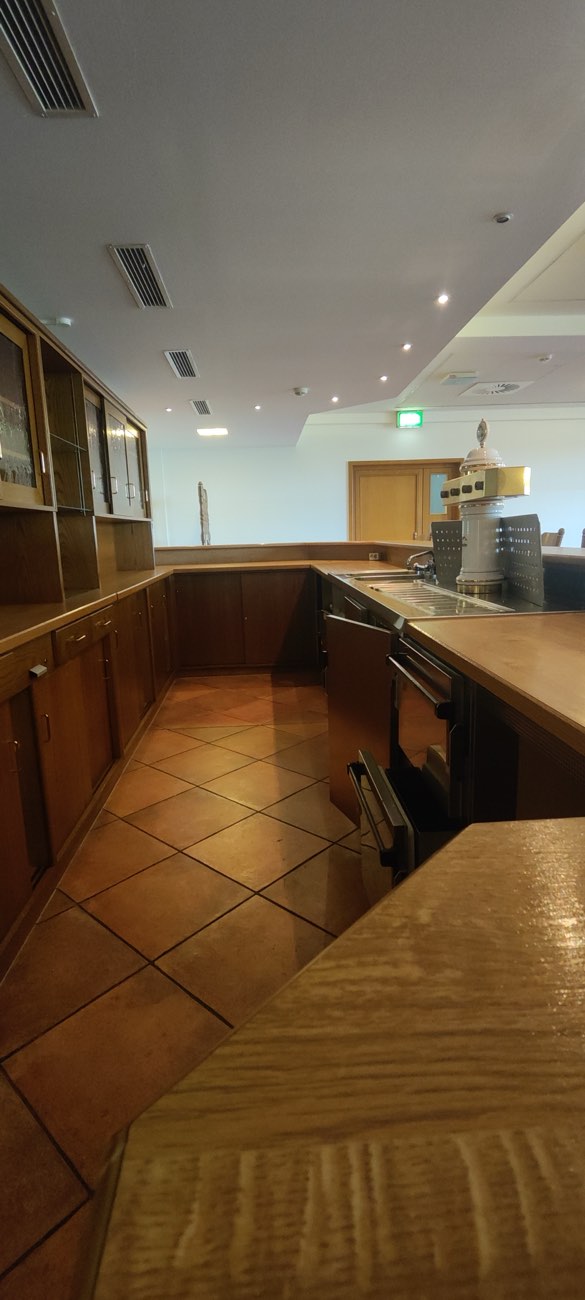 Die Anrichte in der Küche